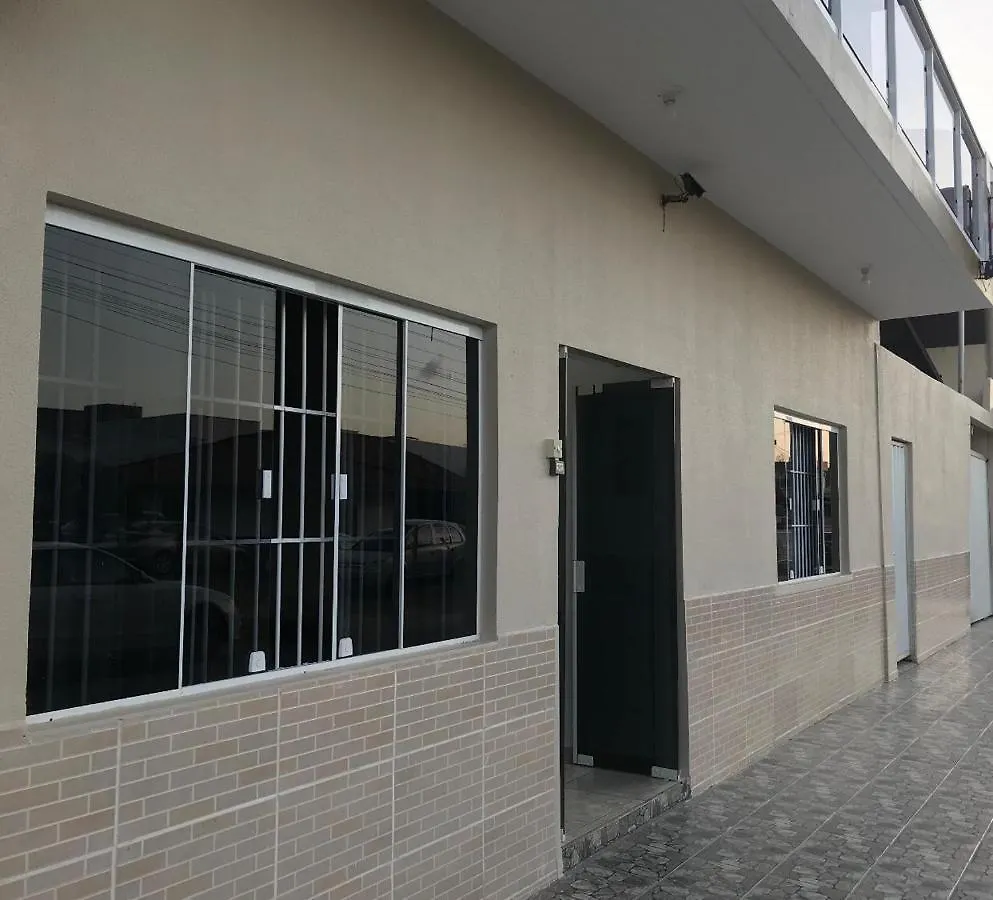 Hospedagem Economica By Bia Penha  Πανδοχείο Penha (Santa Catarina)